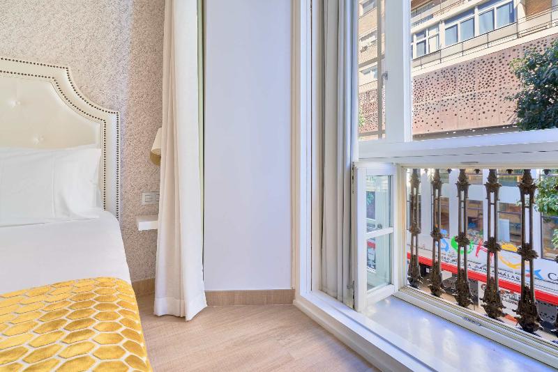 Tandem Soho Suites - Oda