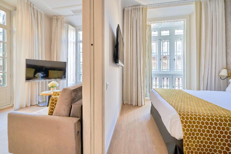 Tandem Soho Suites - Oda