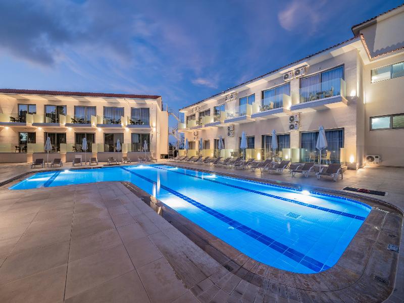 Karras Grande Resort - Havuz