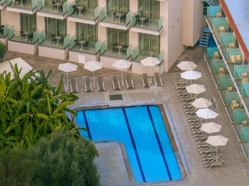Karras Grande Resort - Havuz