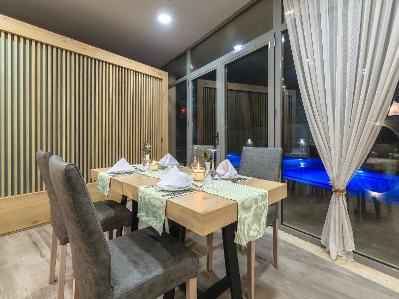 Karras Grande Resort - Restoran