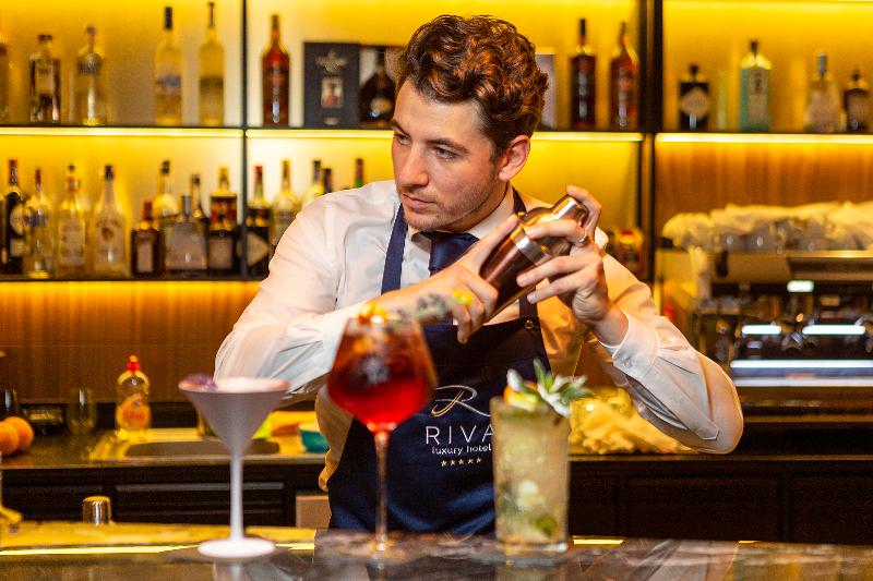 Luxury Hotel Riva - Bar