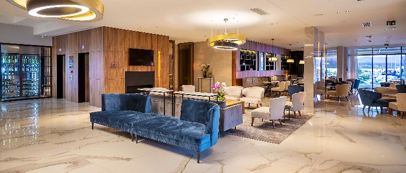 Luxury Hotel Riva - Lobi