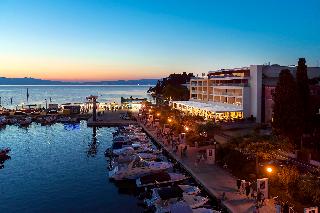 Luxury Hotel Riva otel fotoğrafı