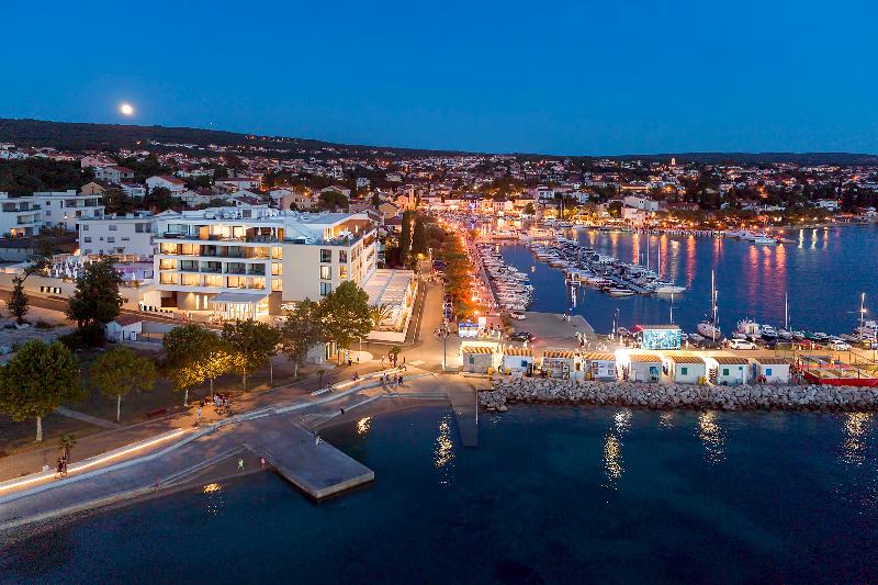 Luxury Hotel Riva - Genel