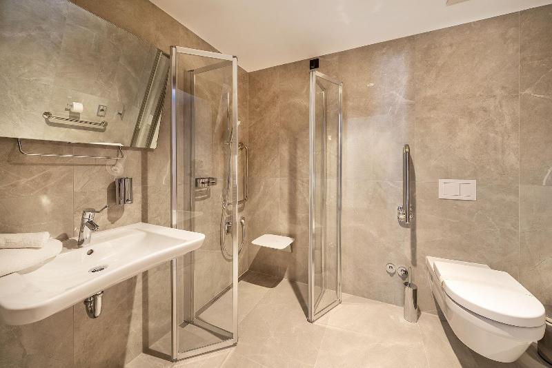Luxury Hotel Riva - Oda