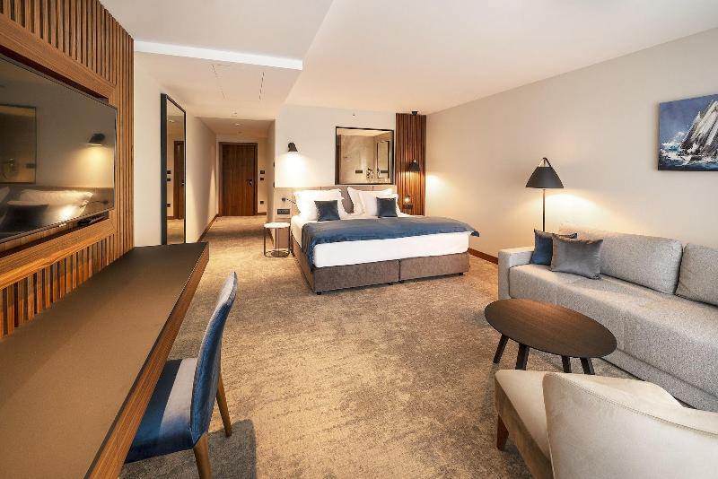 Luxury Hotel Riva - Oda