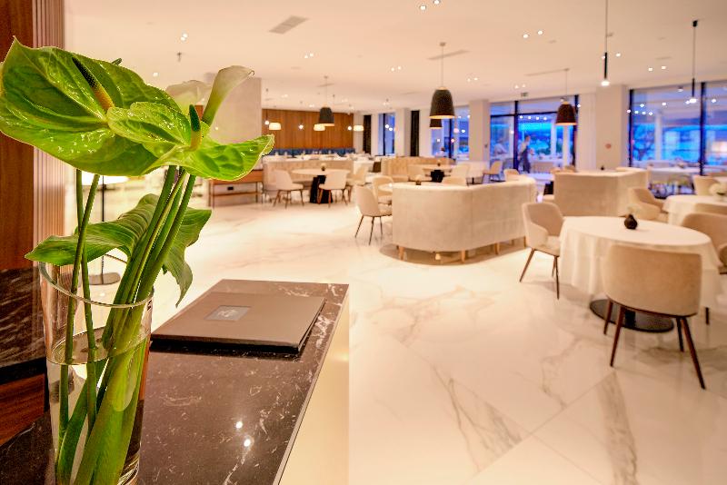 Luxury Hotel Riva - Restoran