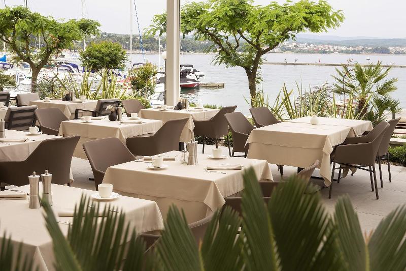 Luxury Hotel Riva - Teras