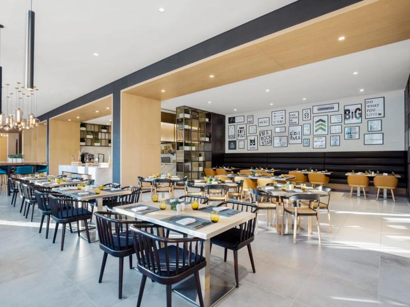 Novotel Bur Dubai - Restoran