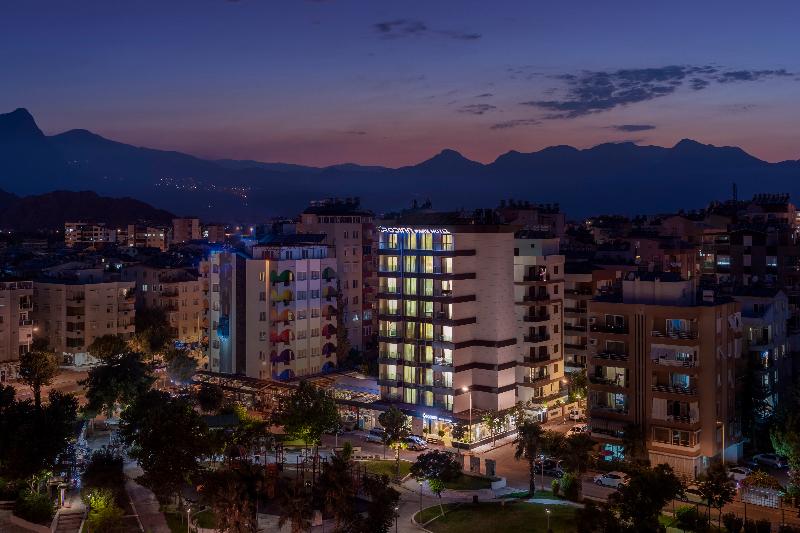 Rodinn Park Hotel - Genel
