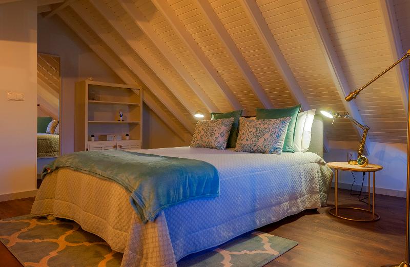 My Bed In Pico - Oda