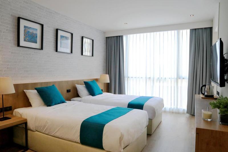 B Stay Hotel - Oda