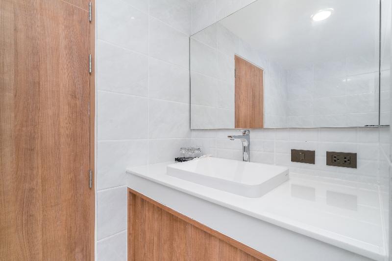 KK Karon Kata Boutique Hotel - Oda