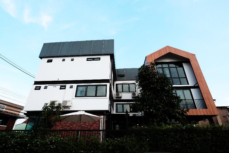 Wayha Hostel Don Mueang Airport - Genel