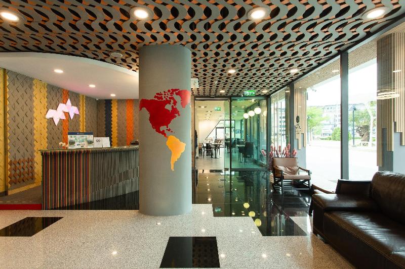 Prime Square Hotel - Lobi