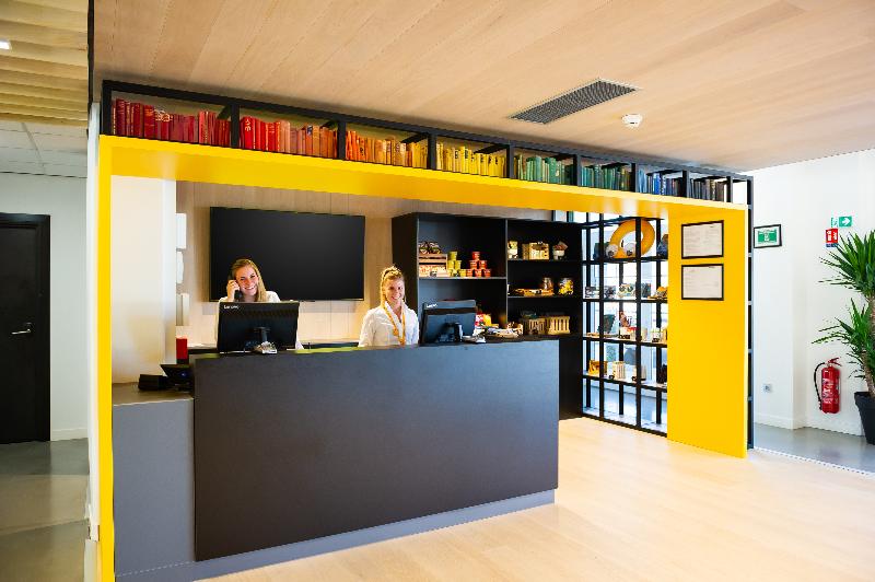 Staycity Aparthotels near Disneyland ® Paris - Lobi