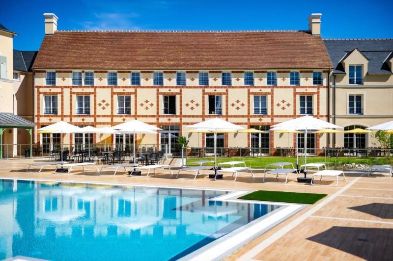 Staycity Aparthotels near Disneyland ® Paris - Havuz