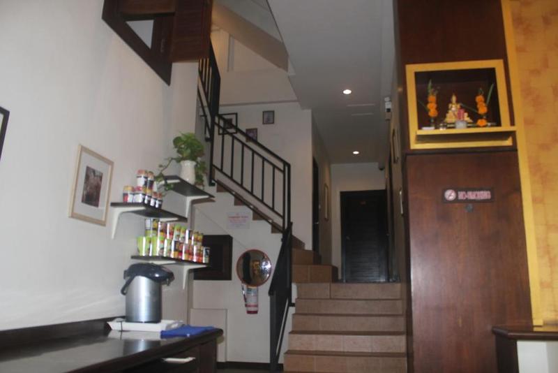 Lub Sbuy Hostel - Lobi