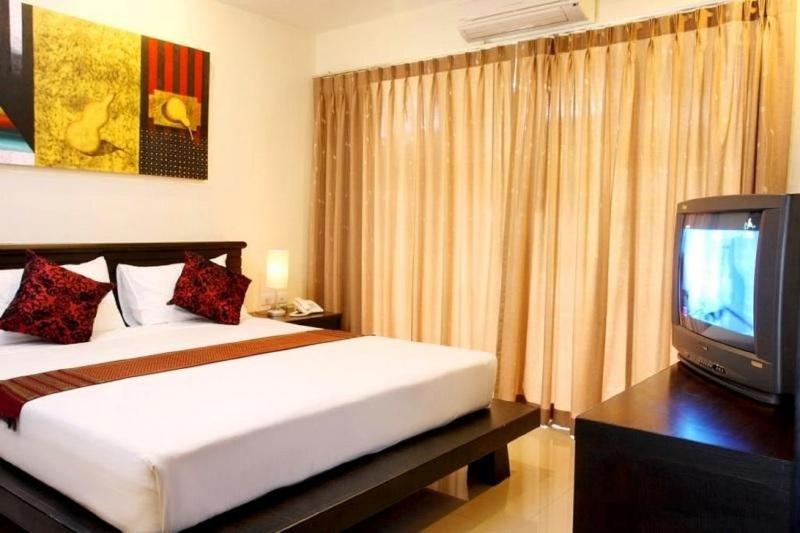 Lub Sbuy Hostel - Oda