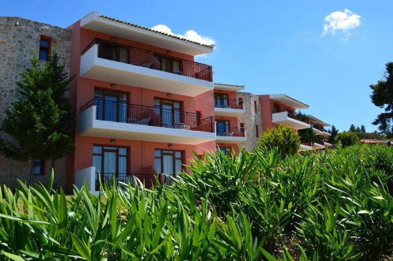 Alia Palace - Genel