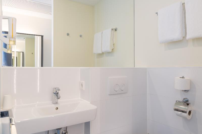 Maxhotel Amsterdam Airport Schiphol - Oda