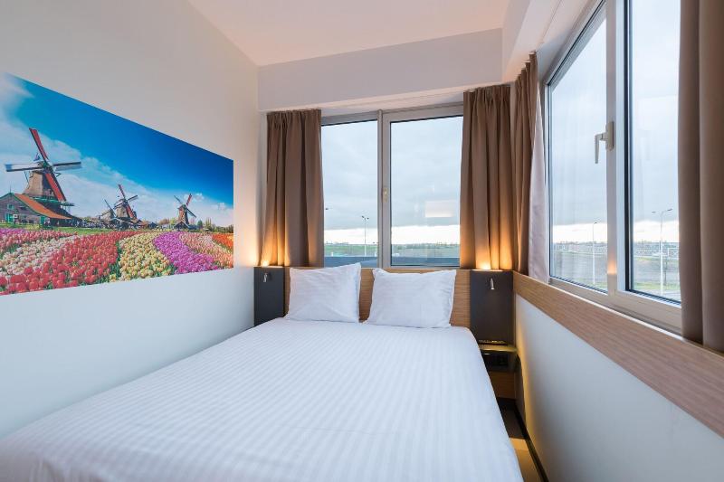 Maxhotel Amsterdam Airport Schiphol - Oda