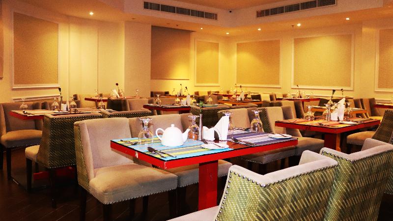 MRA Hotel (EX Buraq Hotel By Gemstones) - Restoran