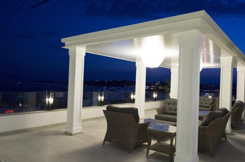 Ena Boutique Hotel - Teras