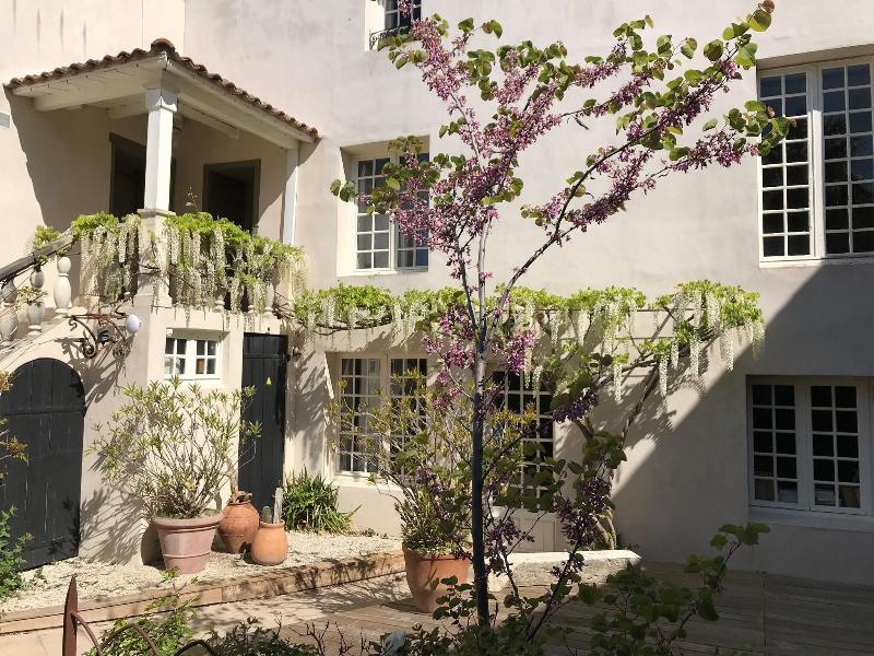 La Maison Douce - Genel