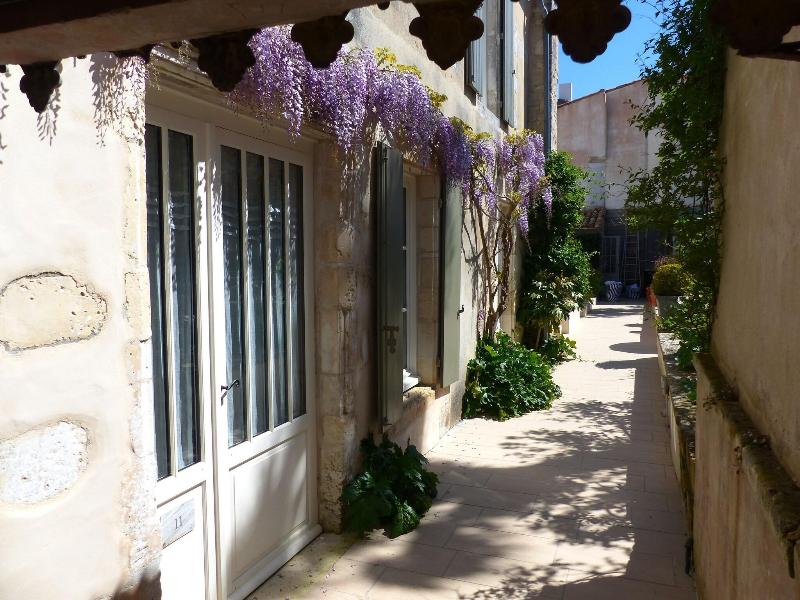 La Maison Douce - Genel