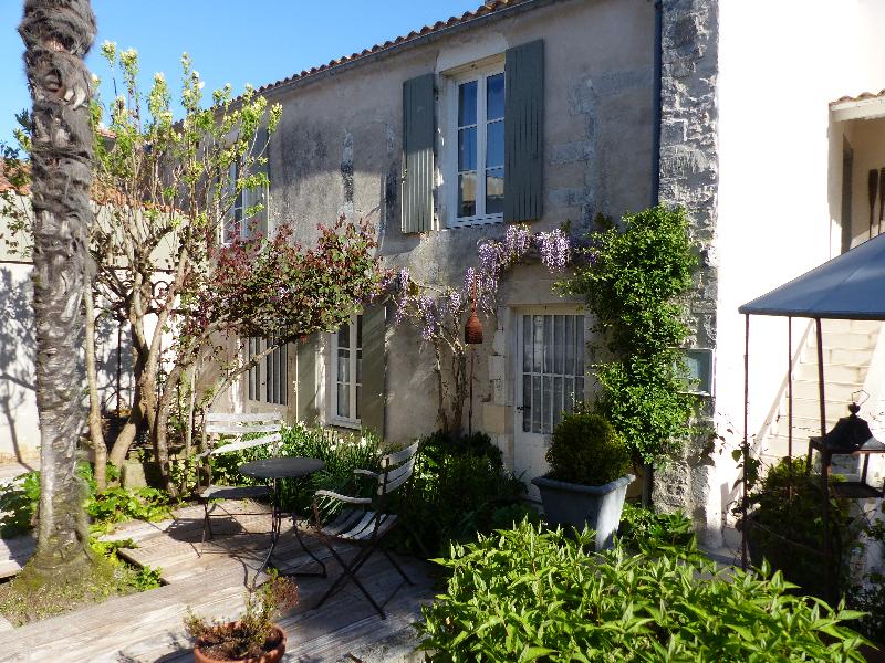 La Maison Douce - Genel