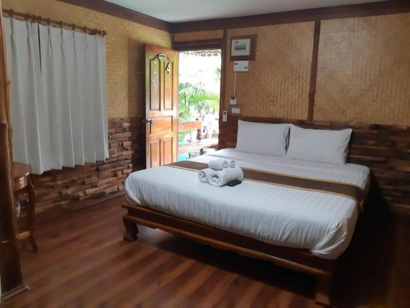 Montri Resort Donmuang Bangkok - Oda