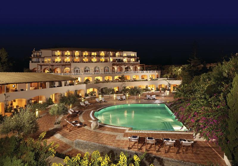 Out Of The Blue Resort - Genel