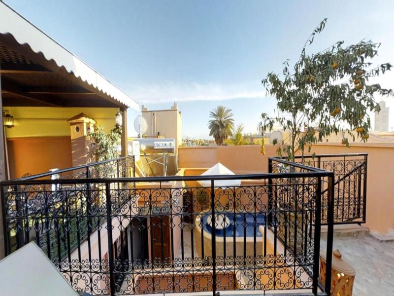 Riad SANIA BY GHALI 2 - Genel