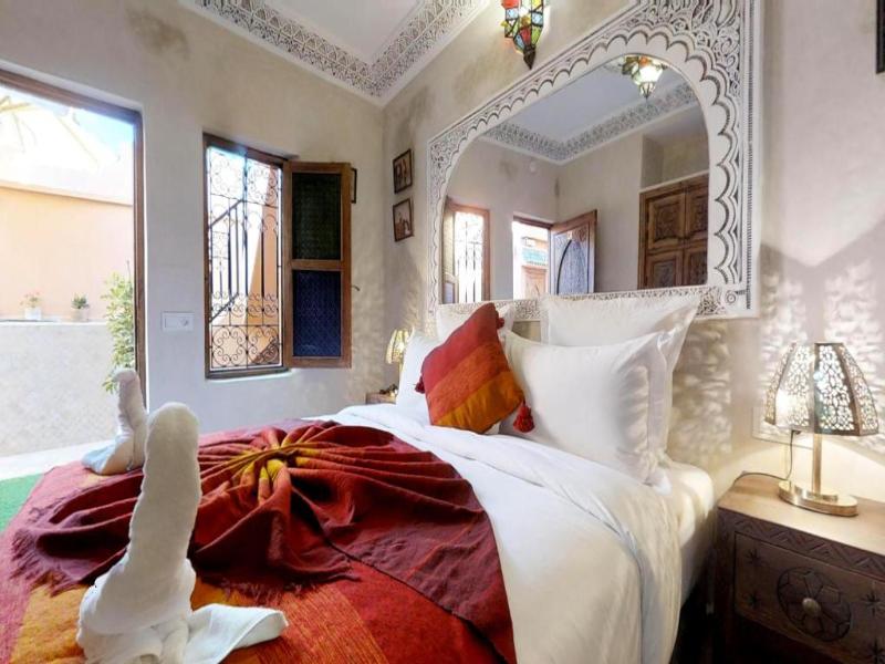 Riad SANIA BY GHALI 2 - Genel