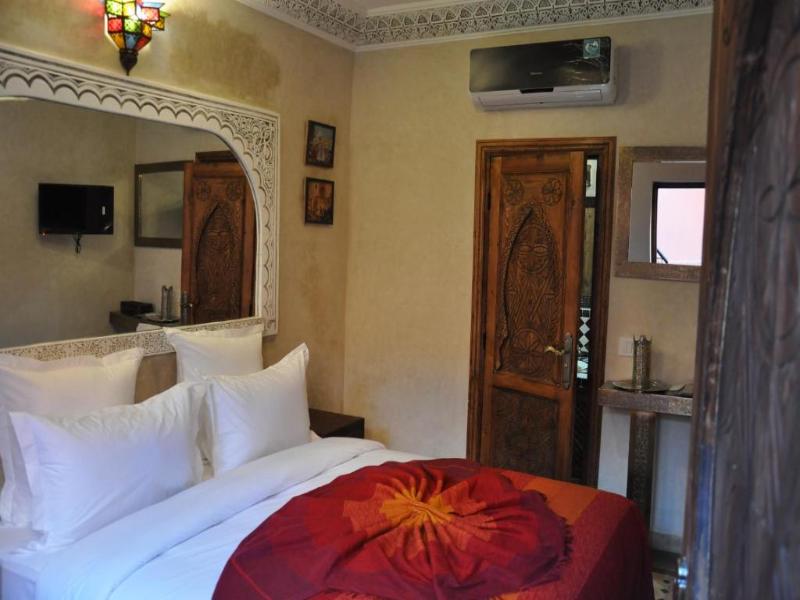 Riad SANIA BY GHALI 2 - Genel