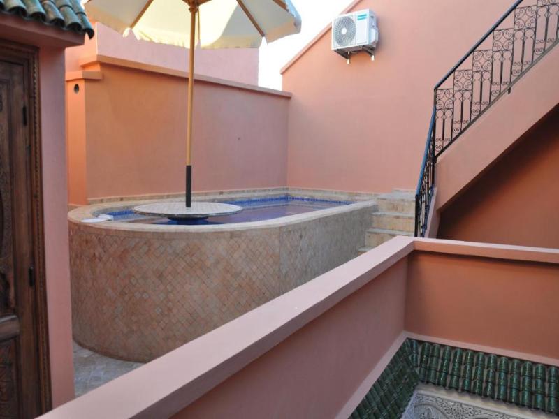 Riad SANIA BY GHALI 2 - Genel