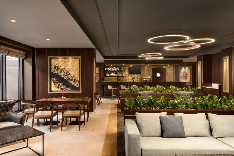 Wyndham Grand Tbilisi - Bar