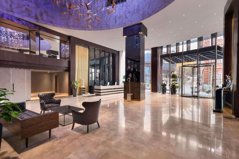 Wyndham Grand Tbilisi - Lobi