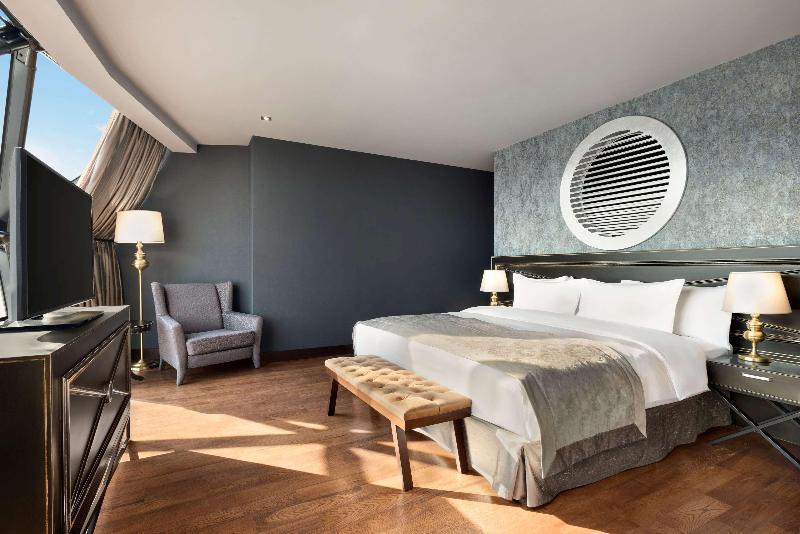 Wyndham Grand Tbilisi - Oda
