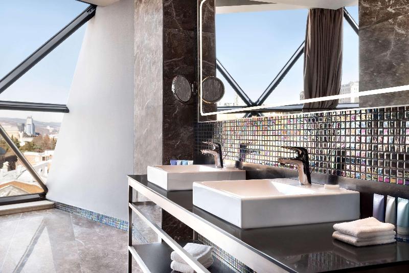 Wyndham Grand Tbilisi - Oda