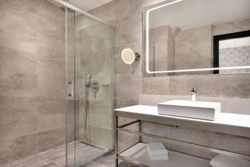 Wyndham Grand Tbilisi - Oda