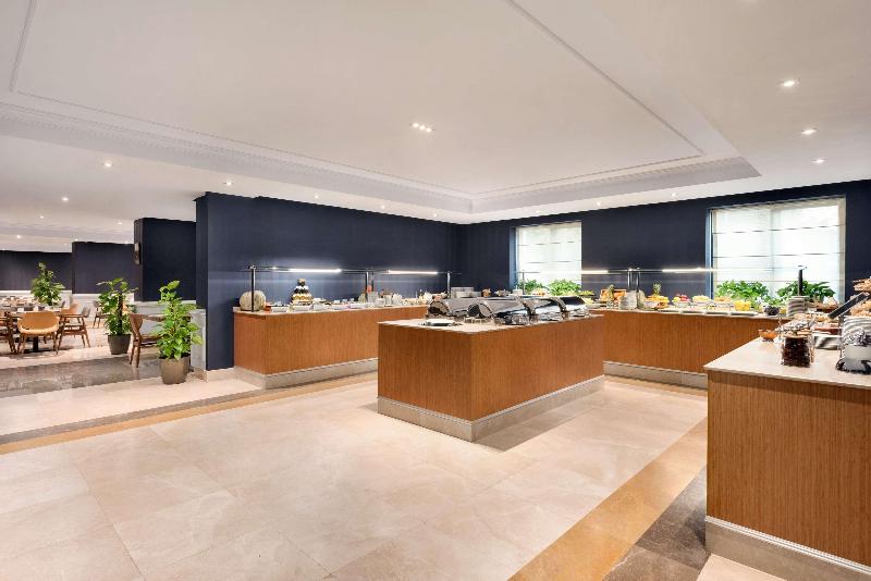 Wyndham Grand Tbilisi - Restoran