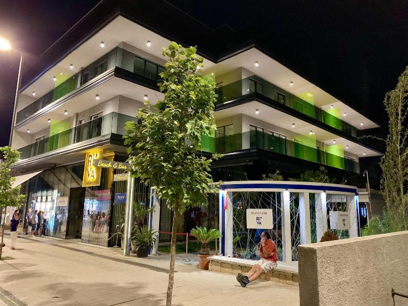 Riva Mamaia - Genel