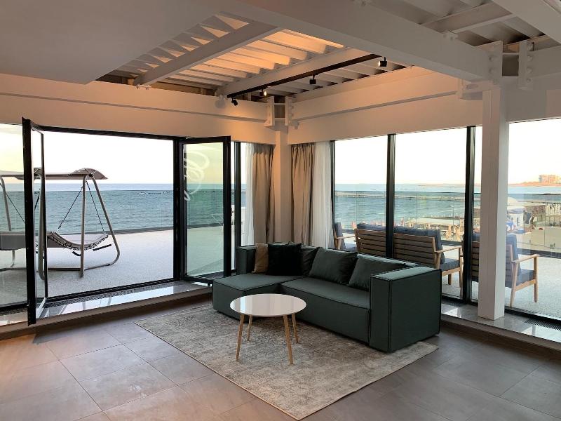Riva Mamaia - Oda