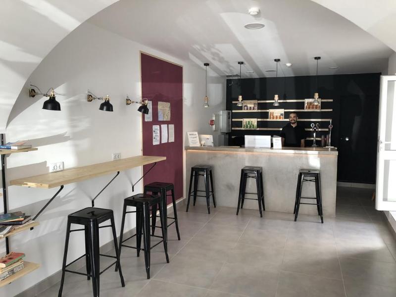 Hostellicious - Genel