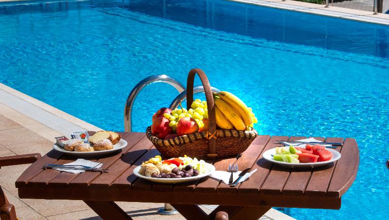 Summertime Inn - Havuz