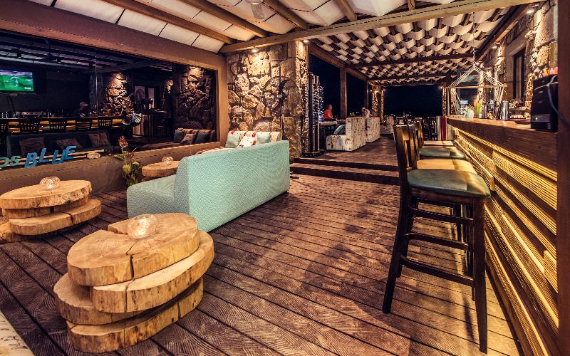 KEROS BLUE Luxury in Wilderness - Bar