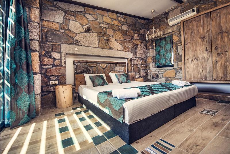 KEROS BLUE Luxury in Wilderness - Oda